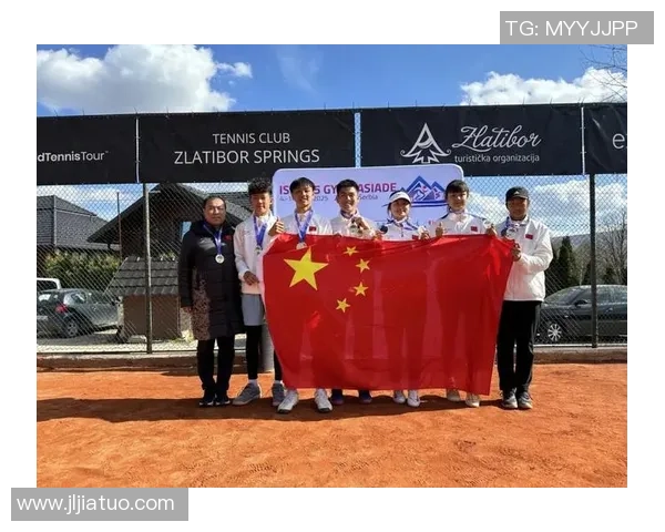 深圳网球队的训练与比赛状态全景揭秘助力网球巨献的崛起与发展 深圳网球队的训练与比赛状态全景揭秘助力网球巨献的崛起与发展