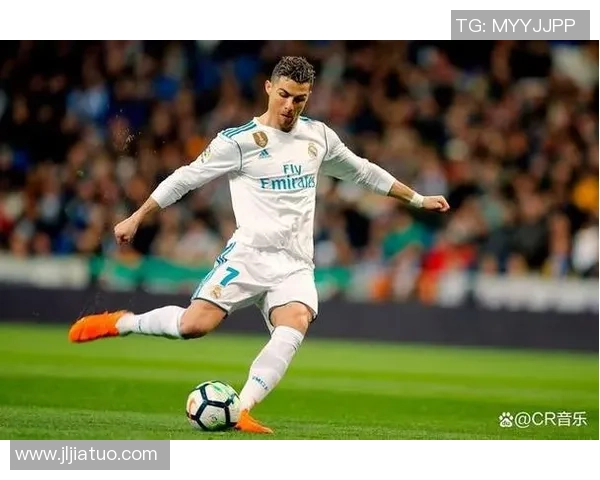 足球明星C罗手机壁纸精选让你的手机屏幕闪耀他的风采与魅力 足球明星C罗手机壁纸精选让你的手机屏幕闪耀他的风采与魅力