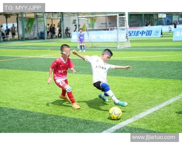 足球明星纷纷支持中国足球发展助力青少年培养与赛事提升 足球明星纷纷支持中国足球发展助力青少年培养与赛事提升